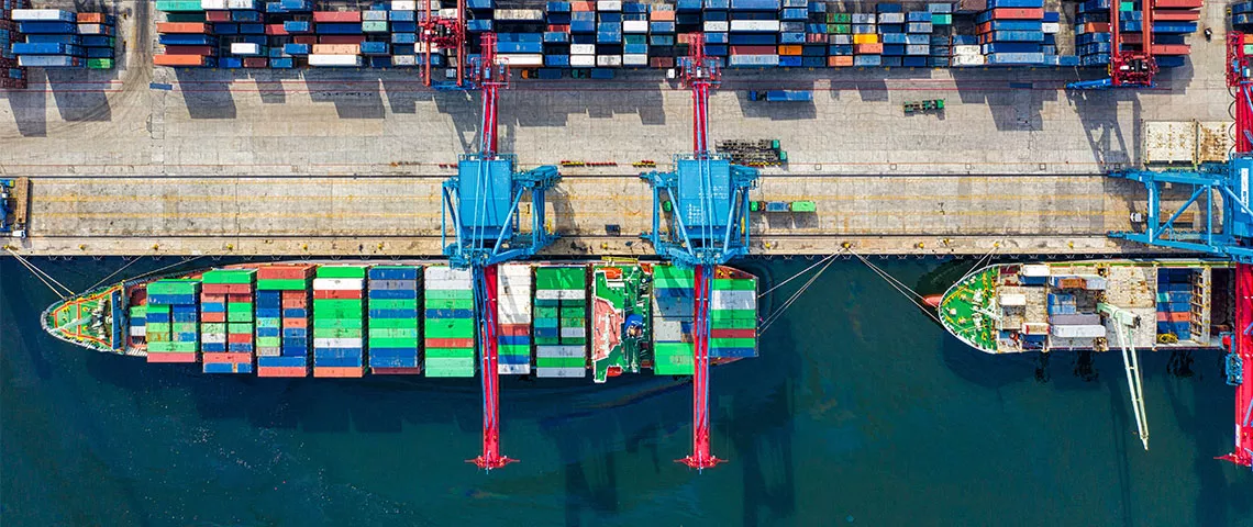 transport maritime - paquebot et container