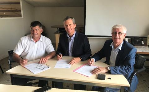 Signature acquisition des sociétés Destais & Blot par Ineo